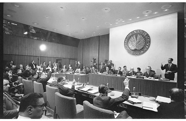 [Members of the Organization of American States voting during a meeting on the Cuban Missile Crisis, Washington, D.C.]