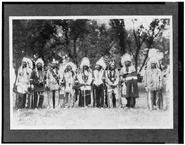 [Sioux veterans of the Battle of Little Big Horn on battleground]