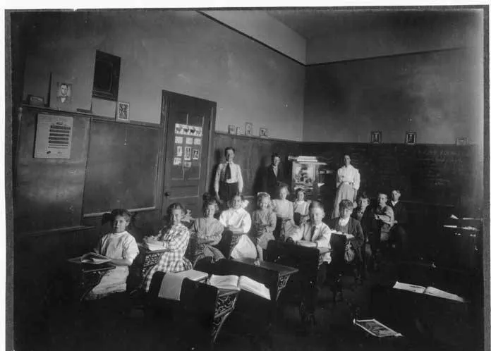 Classroom at Yesler School, ca 1905 (MOHAI 6919)