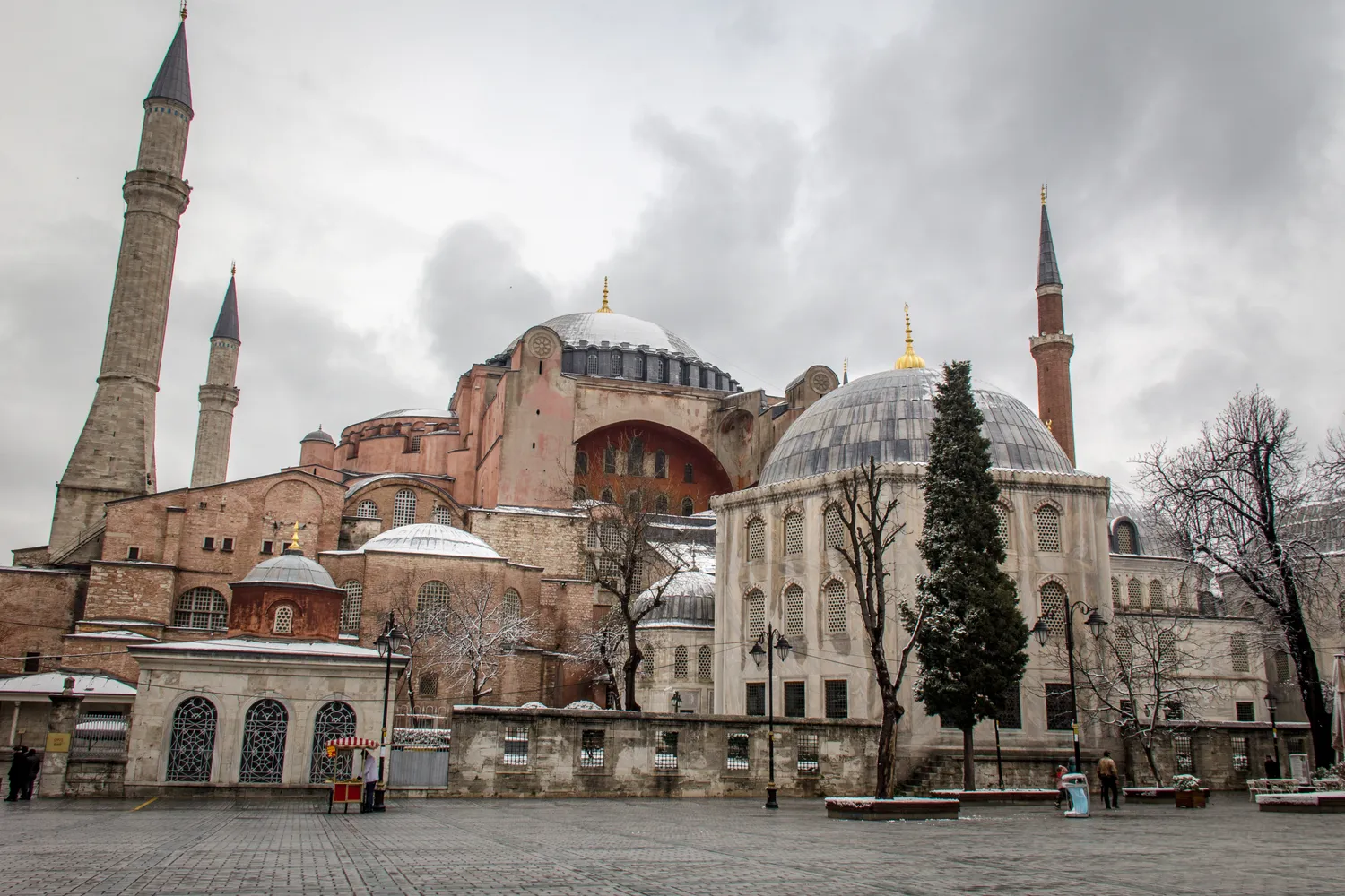 Hagia Sophia, Istanbul, Turkey. (24372134542)