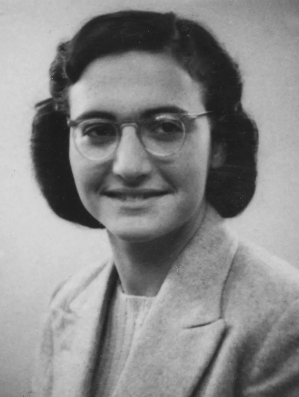 Margot Frank, 1942 (cropped)