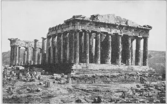 Parthenon bw