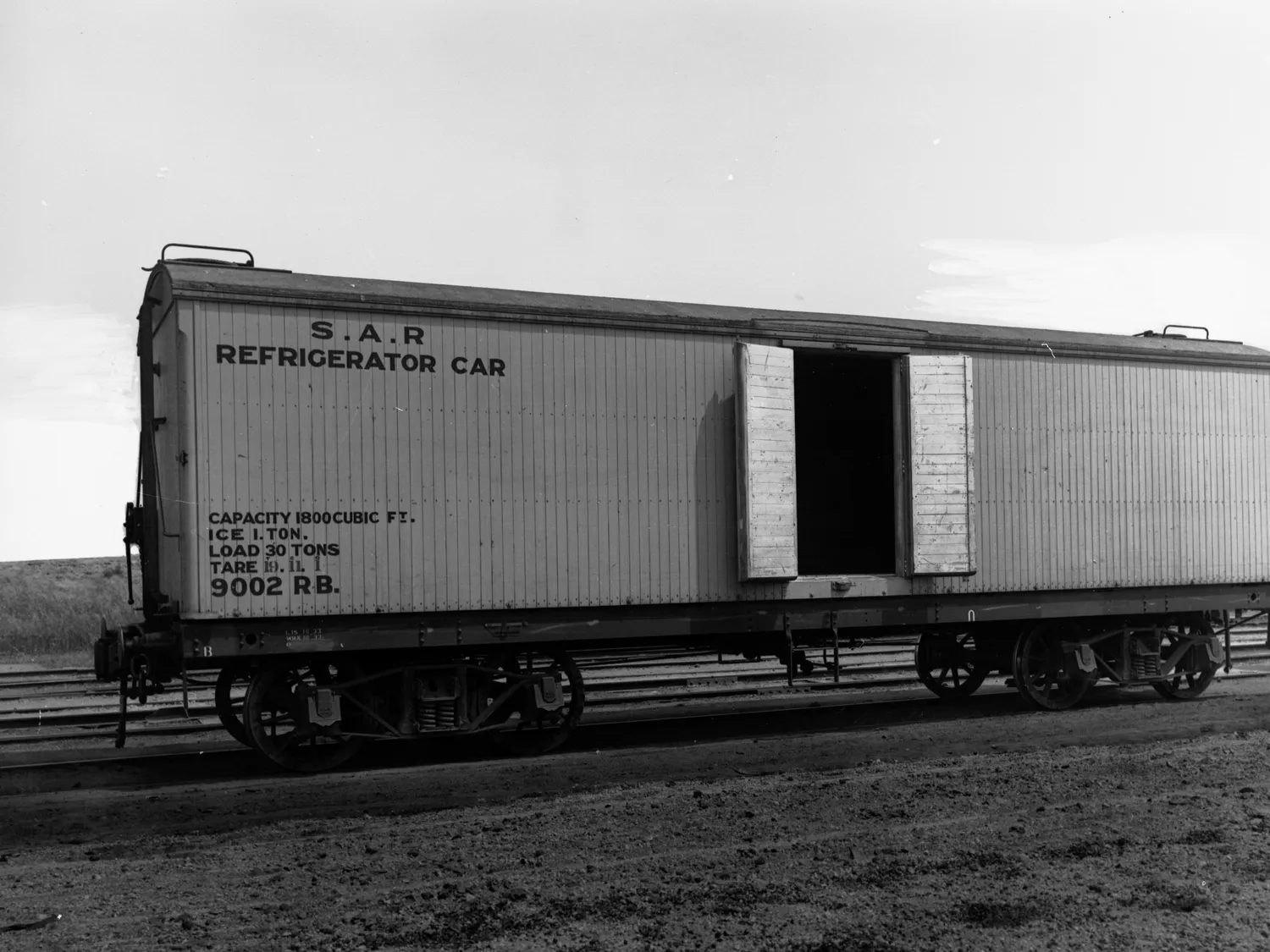 Refrigerator Car Mile End(GN07013)